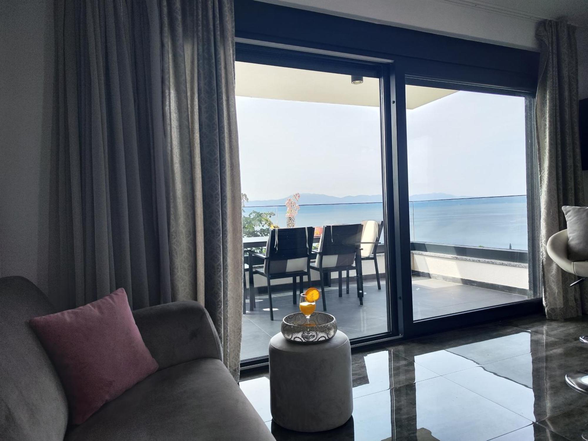 Golden Sunset Apartment Njivice Bilik gambar