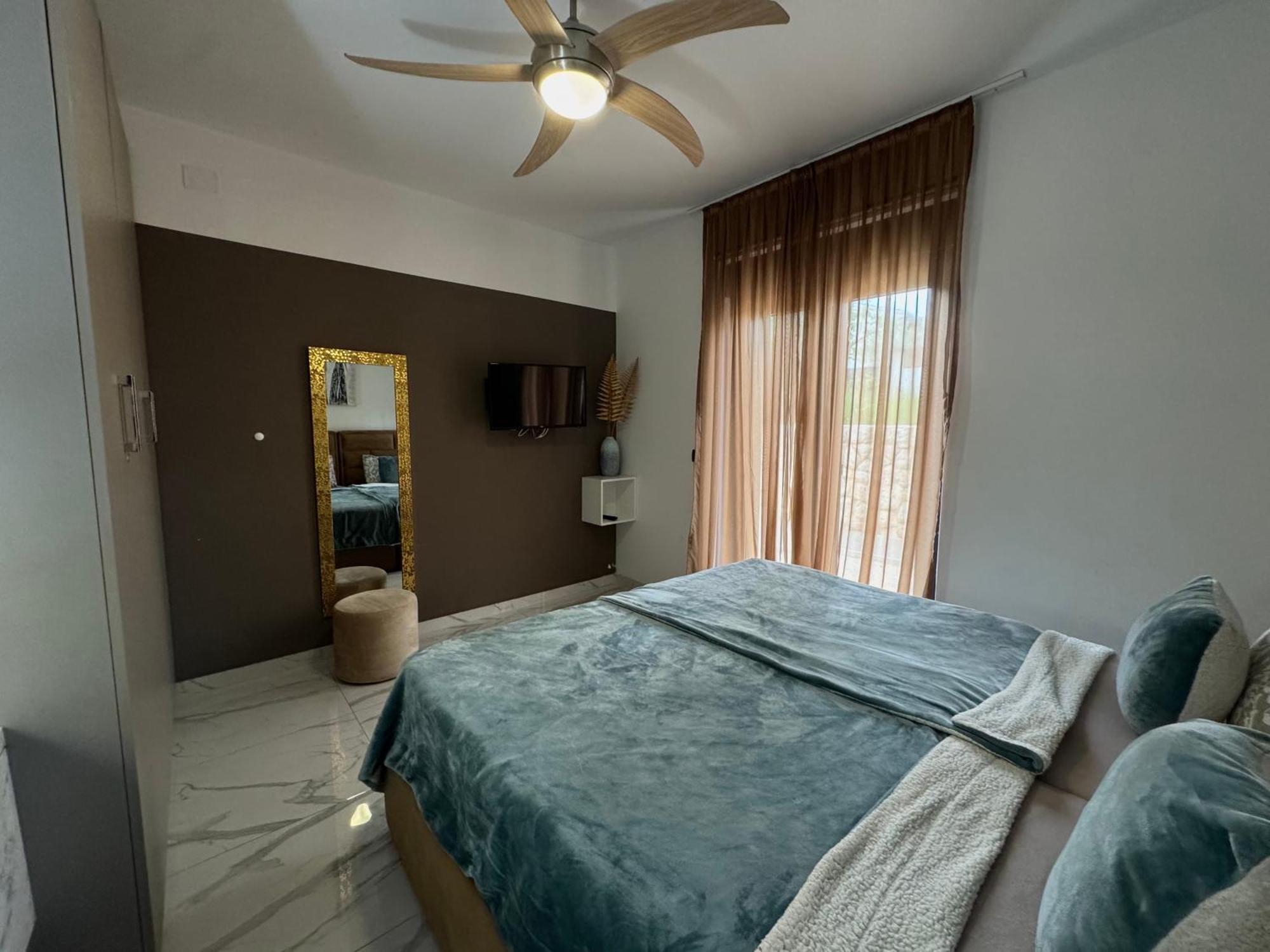 Golden Sunset Apartment Njivice Luaran gambar