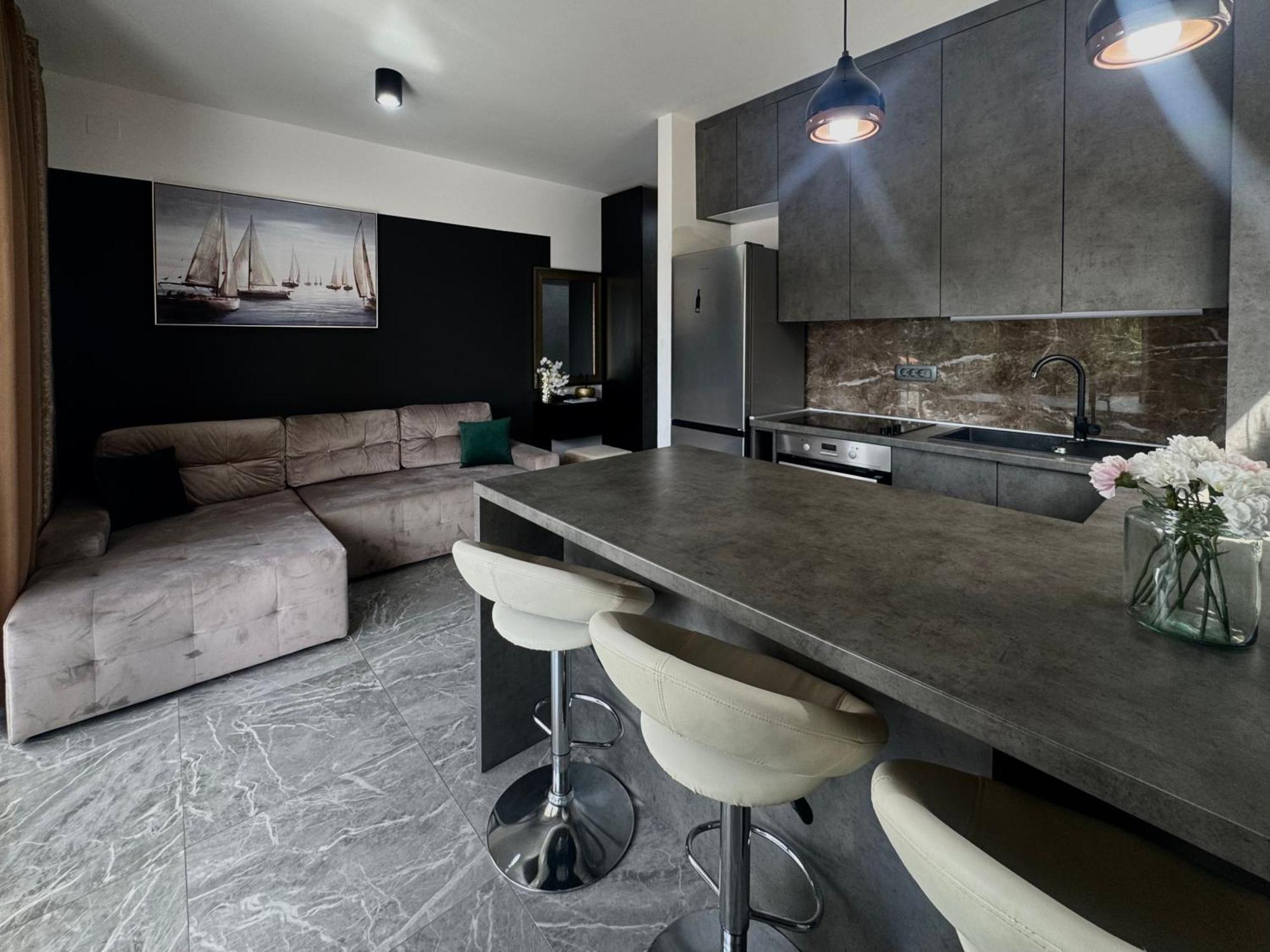 Golden Sunset Apartment Njivice Luaran gambar