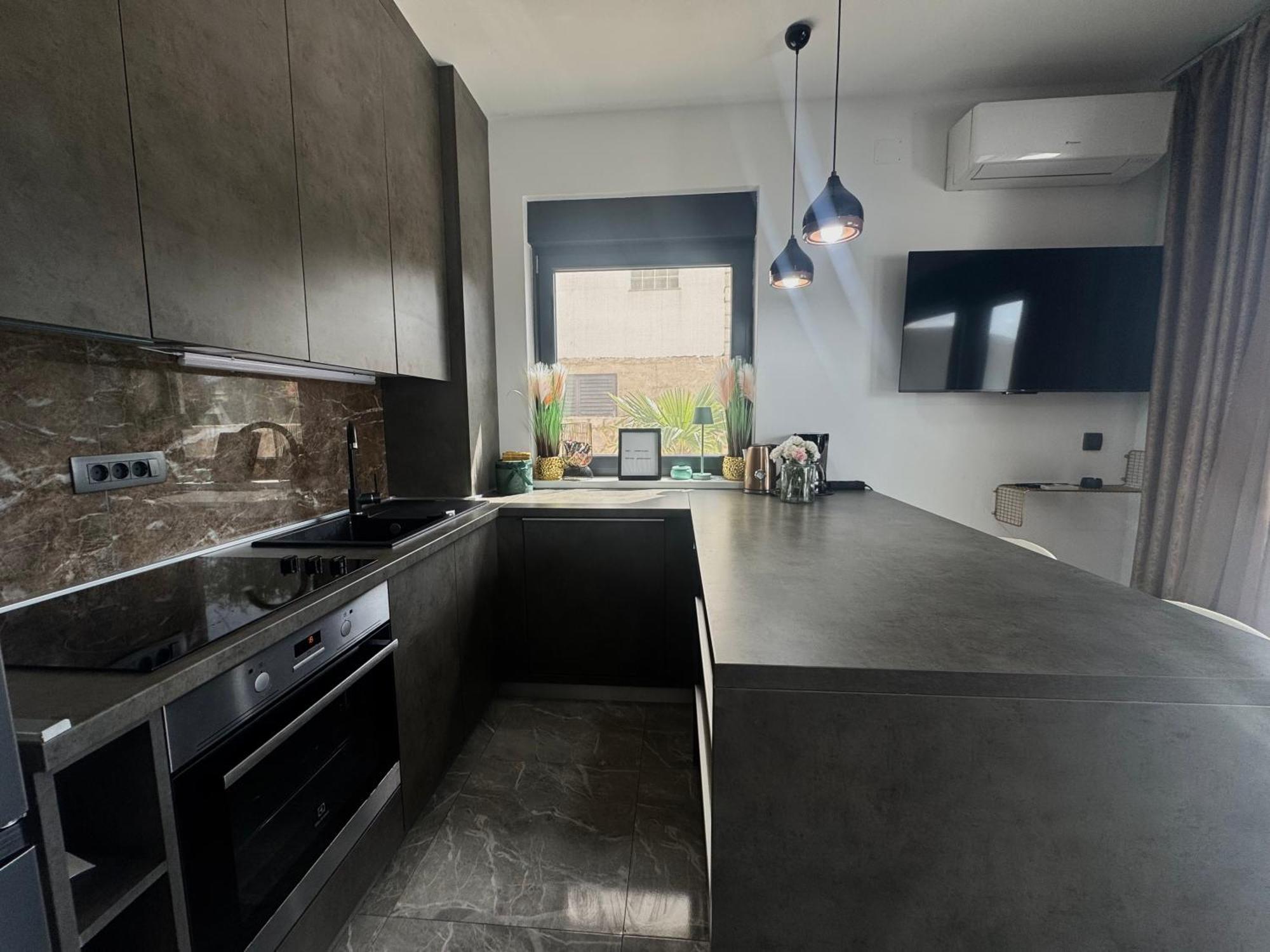 Golden Sunset Apartment Njivice Luaran gambar